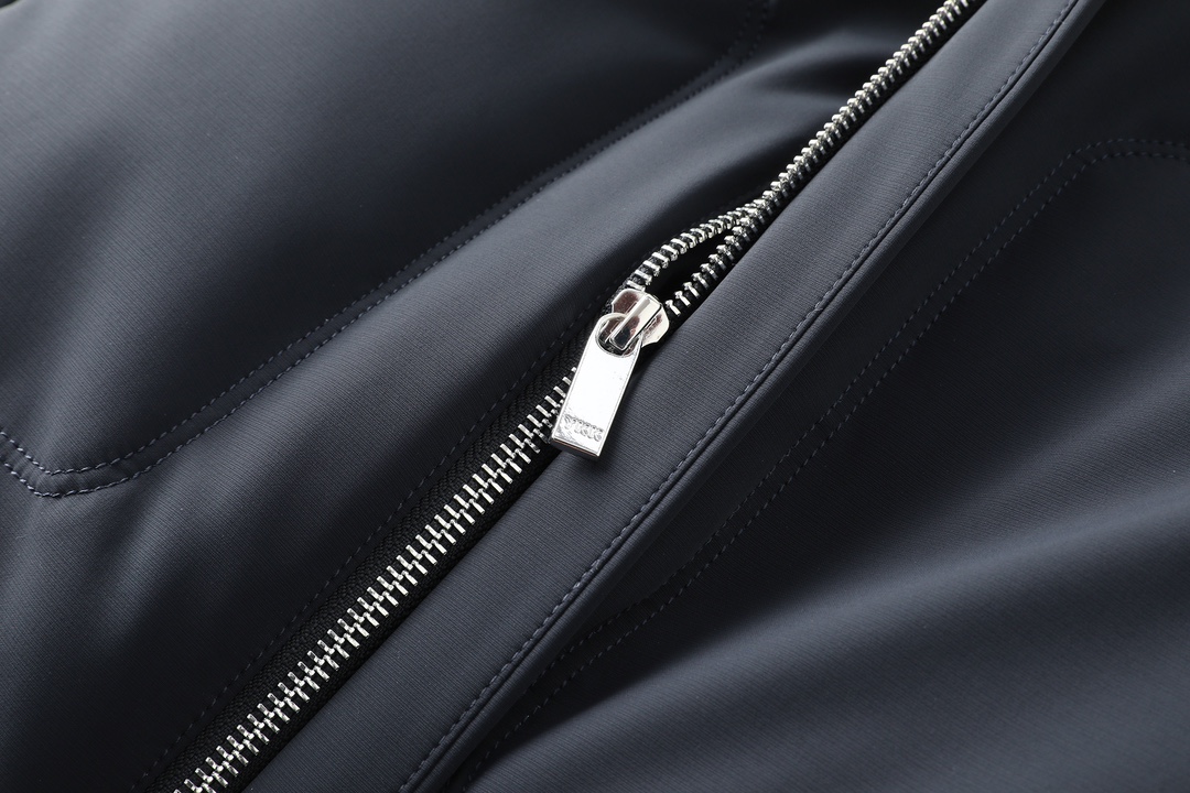 Prada Luxury Designer Handbag Shoulder Crossbody Bag crafted in premium 7