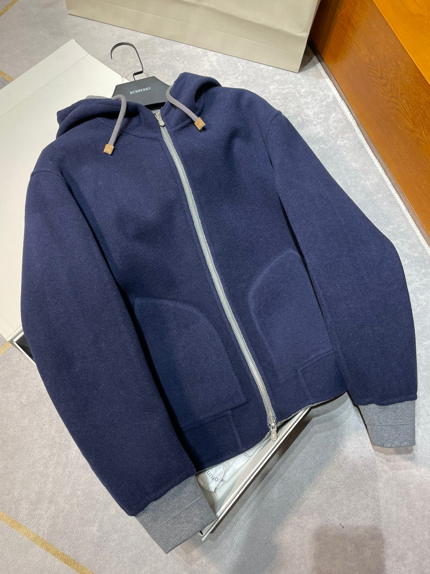 NO:675015,Blue face, one piece of clothing, two wears, unbeatable and cost-effective,,Top Customize119860909蓝色面一衣两穿无敌划算,,Top Customize1,Men's clothing