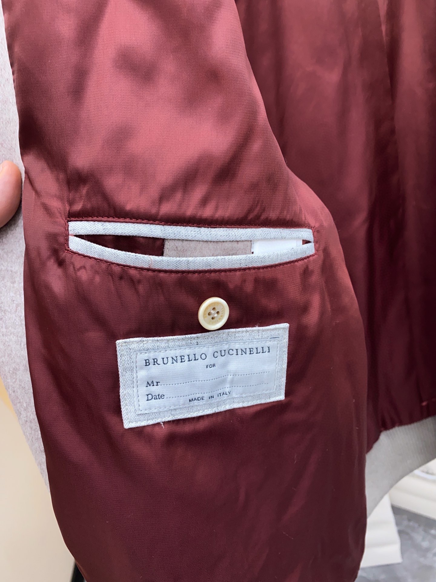 现货款  包装配置防尘罩➕包装盒 衣架 手提袋 全套 
