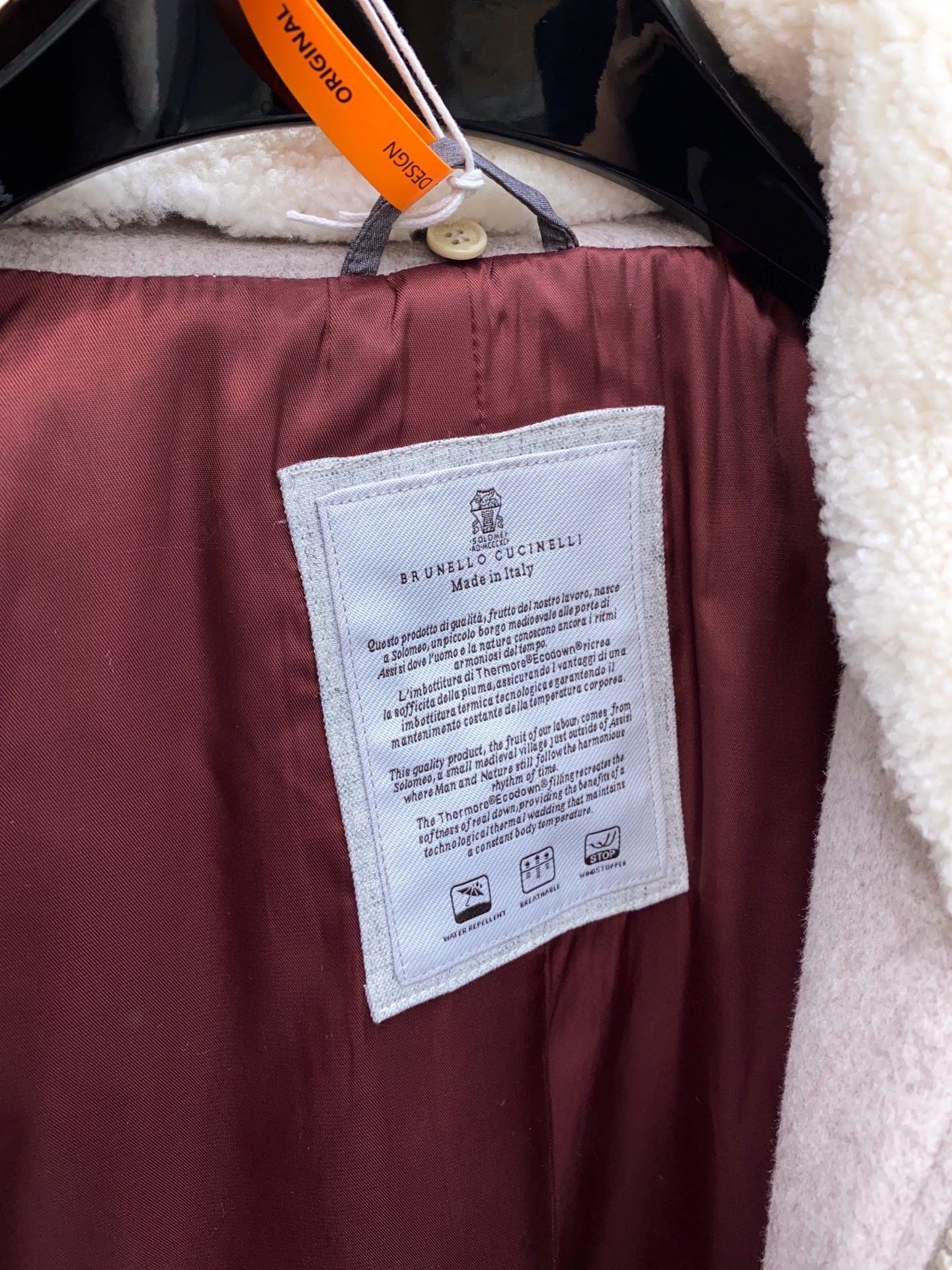 现货款  包装配置防尘罩➕包装盒 衣架 手提袋 全套 
