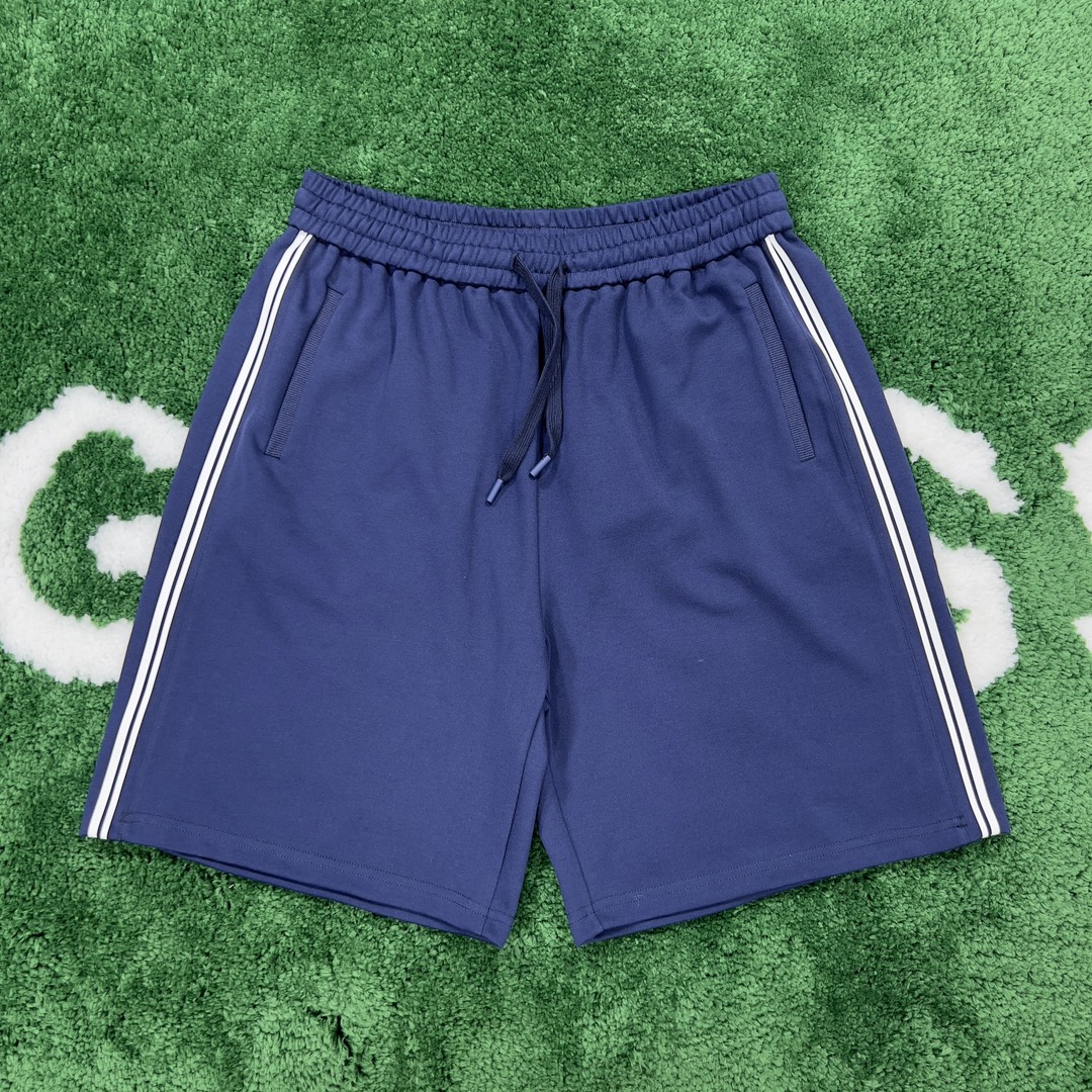 Gucci 26SS pantalones cortos, primer lanzamiento mundial, comprados y fabricados con Zp9920. La tela utiliza el tejido …