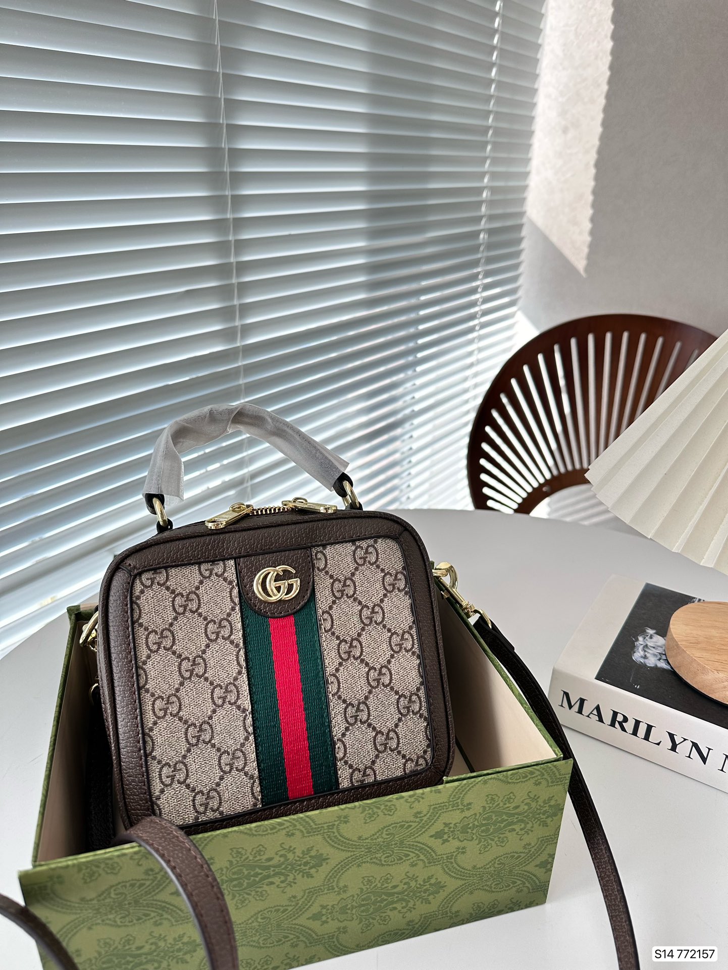 Gucci Kupić
 Torby typu crossbody i na ramię