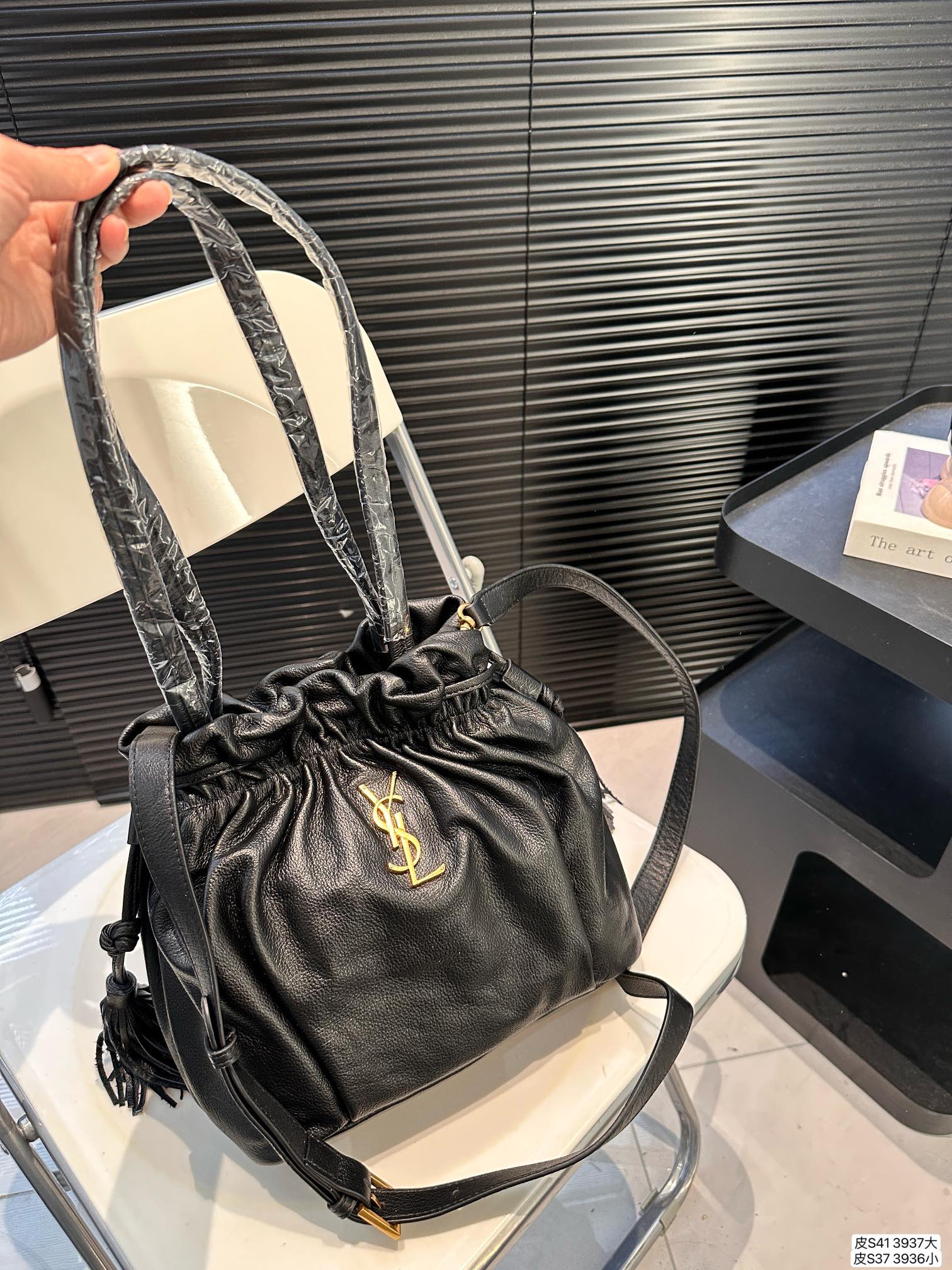2023 Luxury Replicas
 Yves Saint Laurent Drawstring Bags Fashion