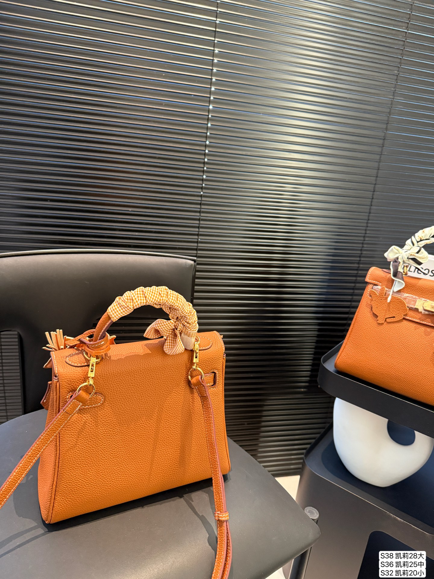 Hermes Kelly Medium Size 25cm Soft Leather Top Handle Bag 7 i1740998714955 5619 0 5