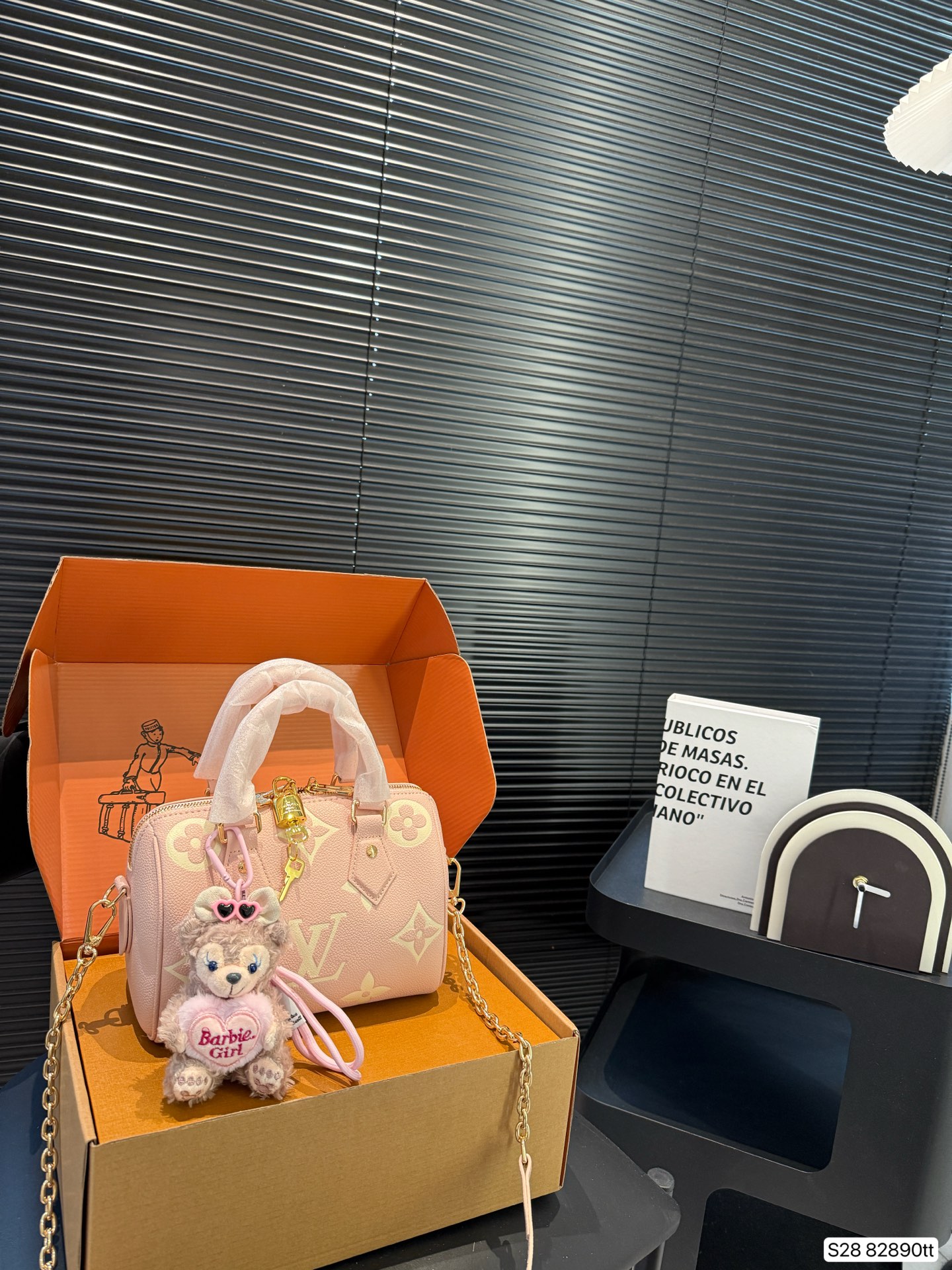 Louis Vuitton Pink Empreinte Leather Speedy Bandouliere 20 with Chain 2 i1746780763766 5741 0 0
