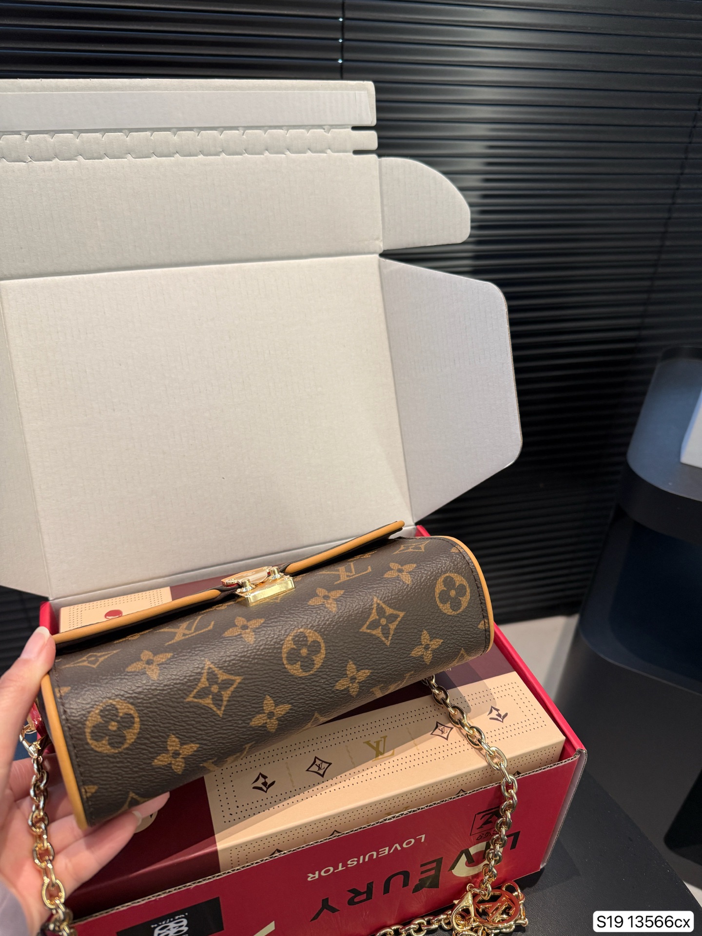Louis Vuitton Pochette Camille Monogram Chain Crossbody Bag 8 i1746784091868 8178 0 6