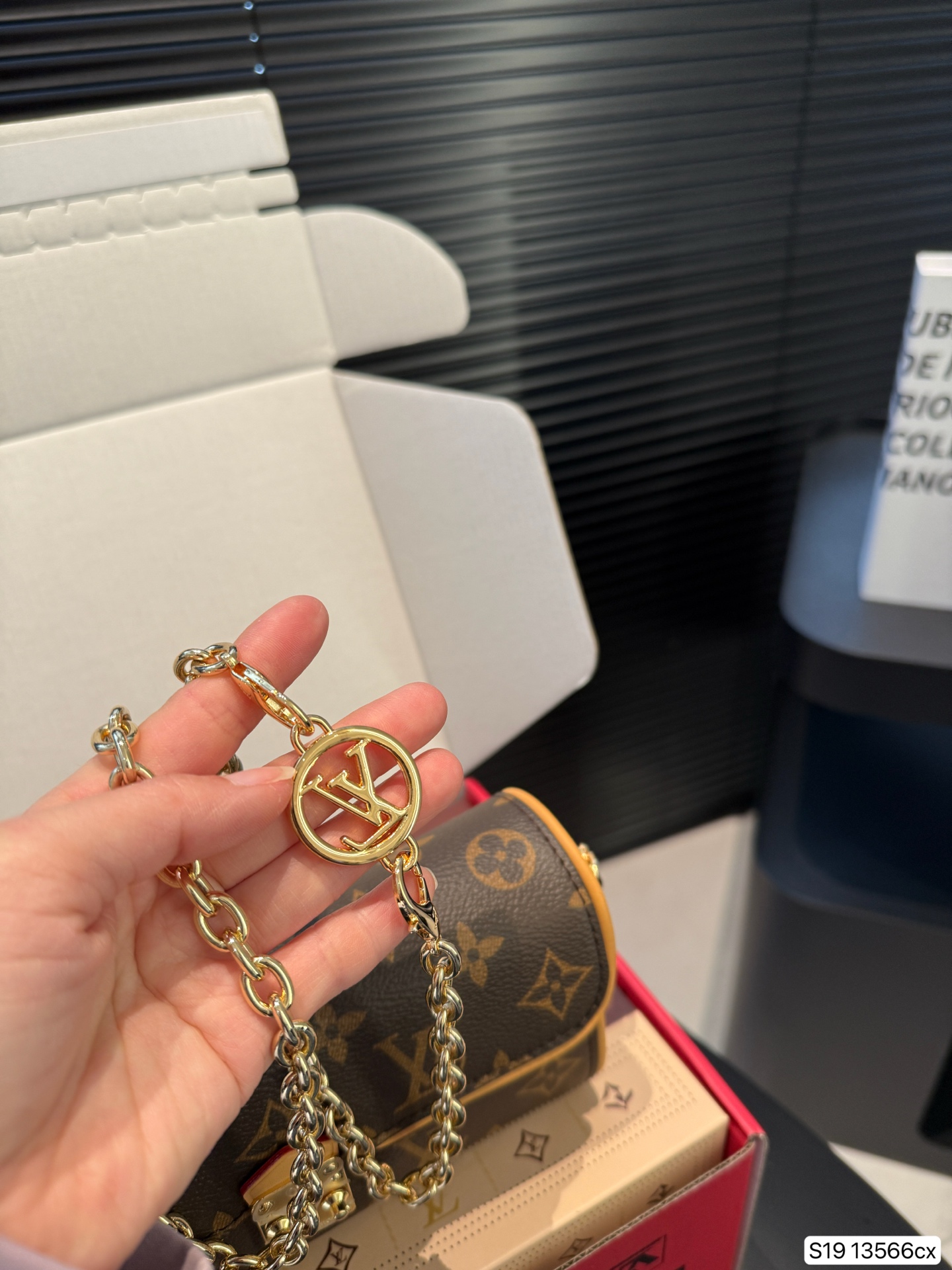 Louis Vuitton Pochette Camille Monogram Chain Crossbody Bag 9 i1746784093180 7278 0 7