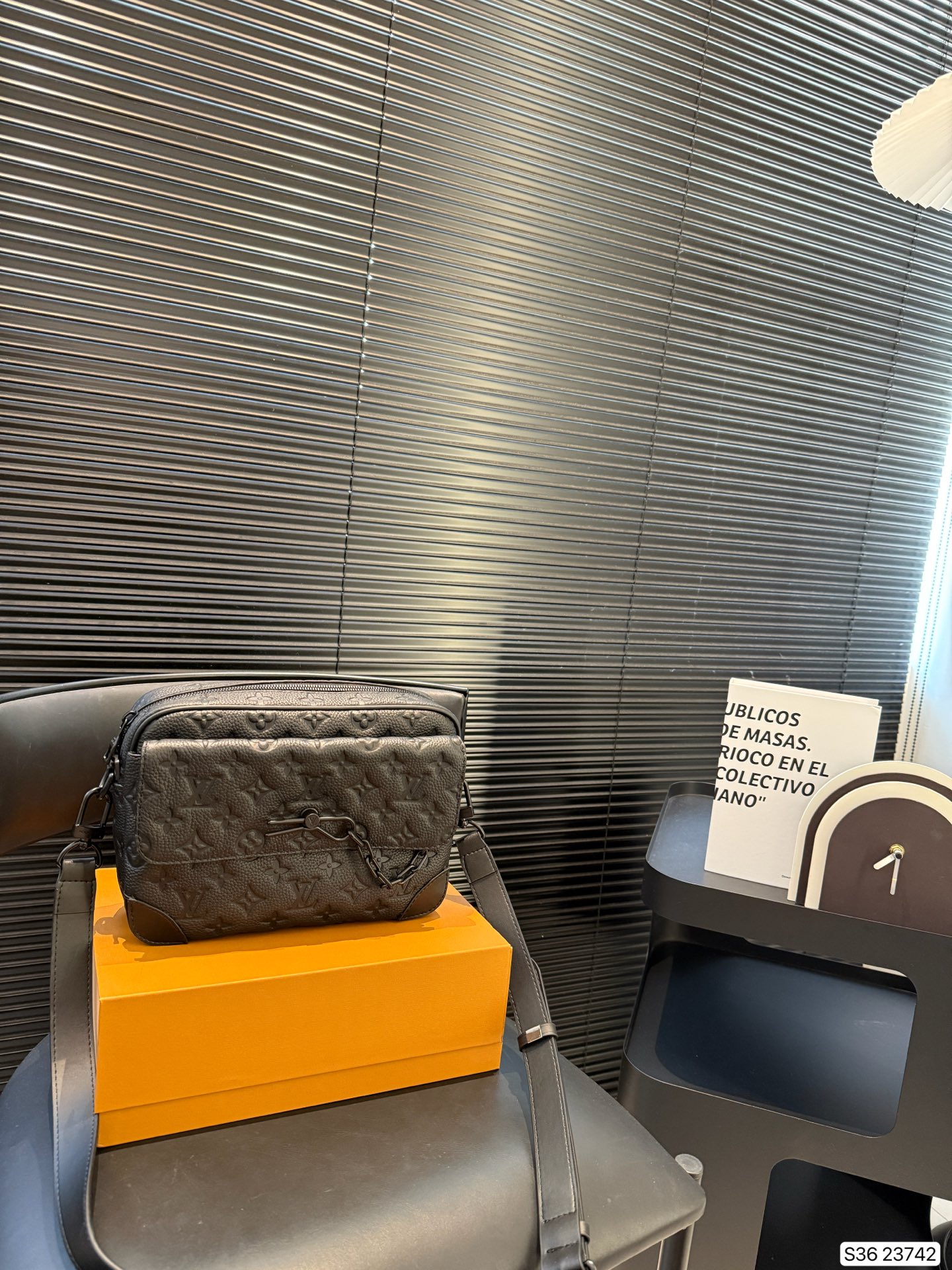 Louis Vuitton Leather Messenger Bag for Men, Trendy Crossbody Shoulder Bag