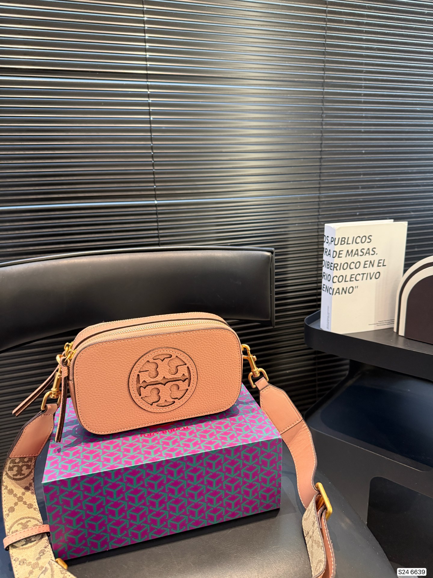 _dok9sT87lTlMBL2_zarji161KZ56TAZEXEqd18g