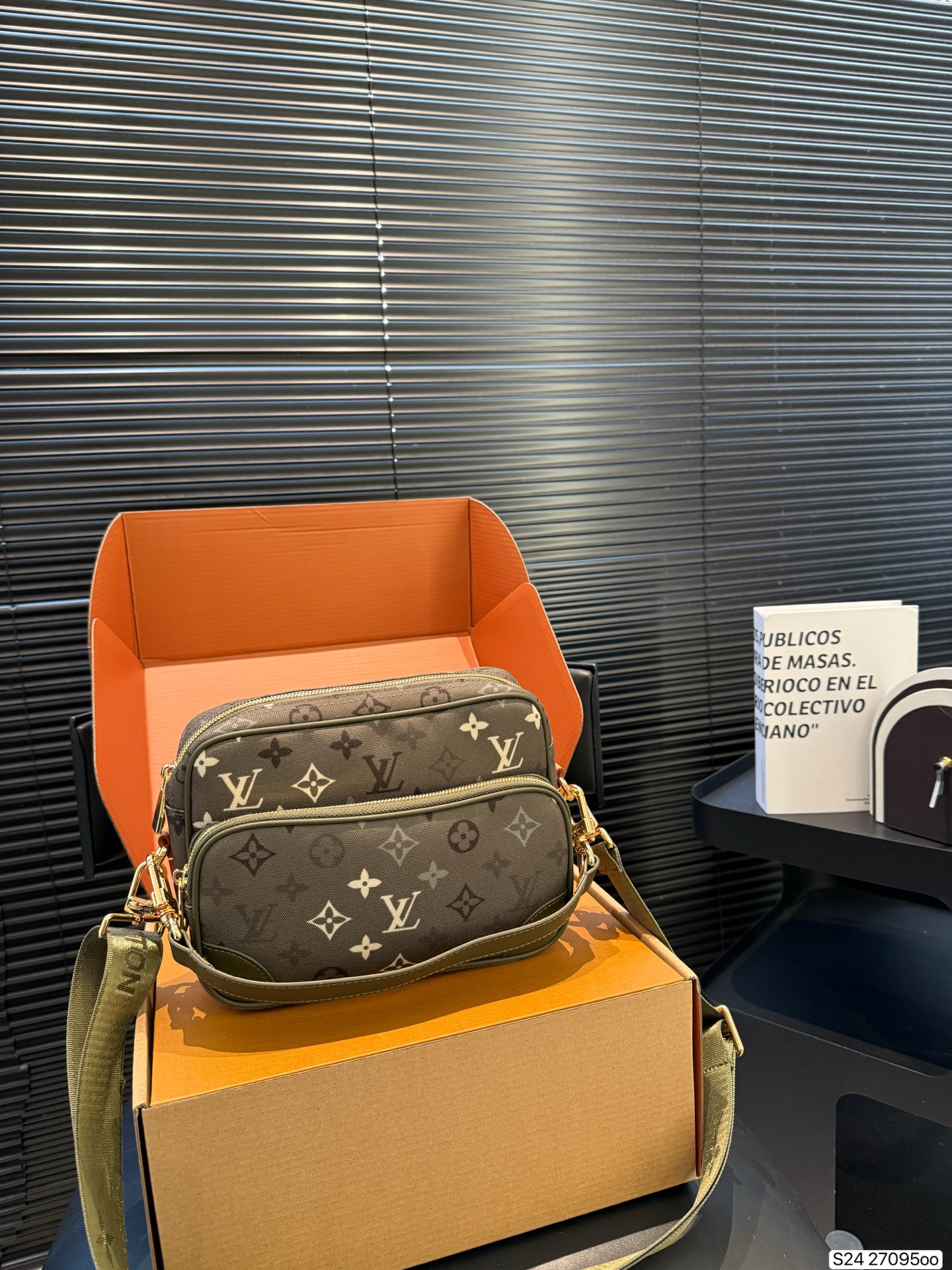 _dlT9s_ib9wEaFSOeMXBNx3xisHbXdb5vaAS-q0A