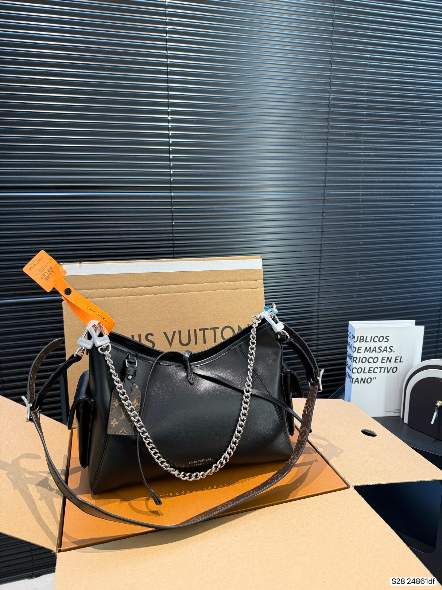 _drB9sQW99v0-A3x4DzNTpT11EvyZyWgaOjB7EVg