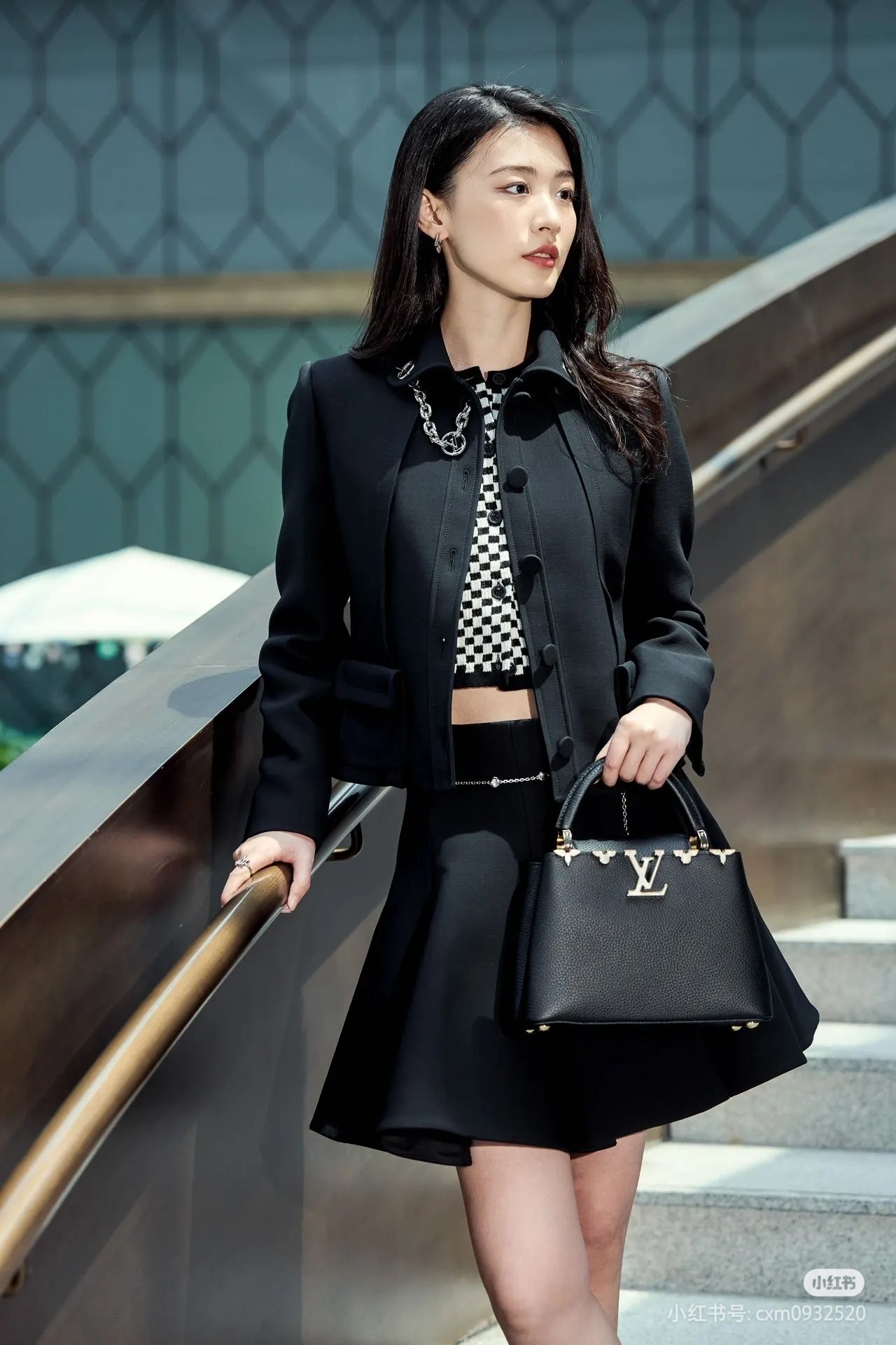 M11342黑色模特图...