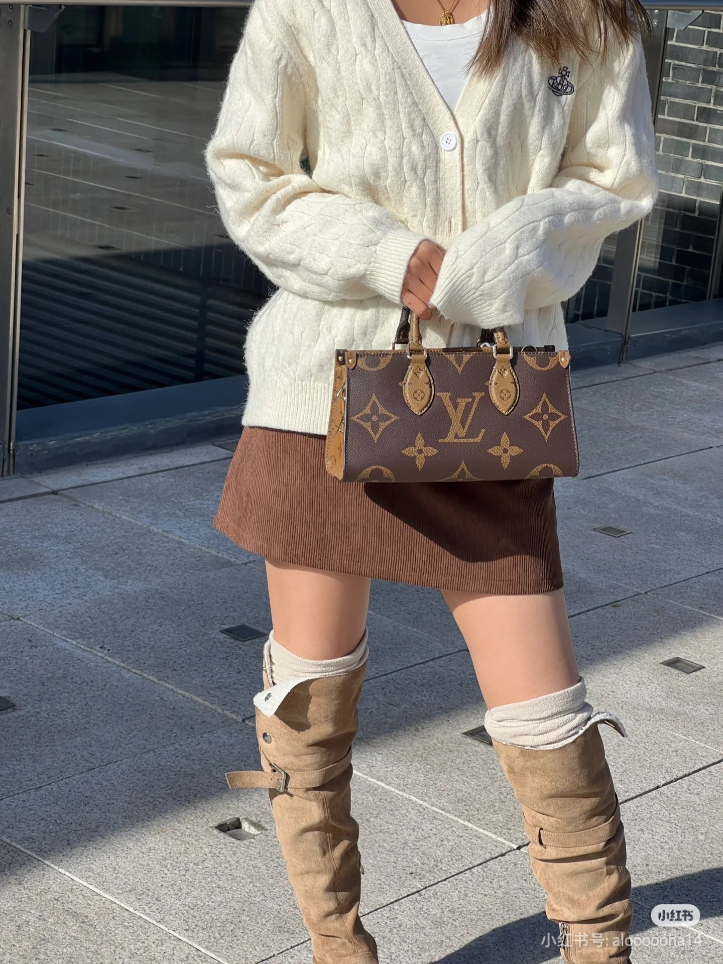 路易威登 ONTHEGO 手袋lv,包 5