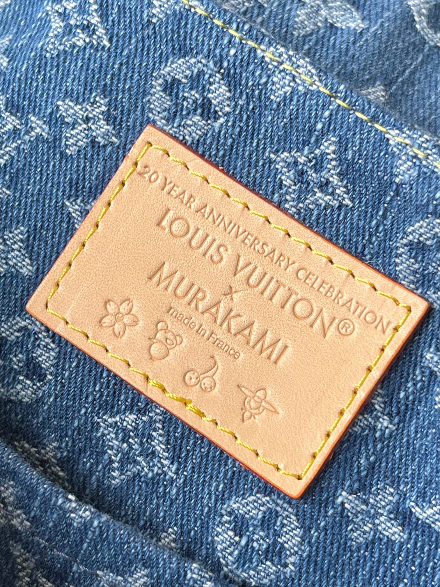 p1070
【特级MB163c芯片版原厂皮】
本款 LV X TM VENICE NM 双肩包手袋
型号：M13679
材料：A级全钢五金，进口原厂帆布
包装：全套原厂免税MB包装
尺寸：24 x26 x7 CM 
