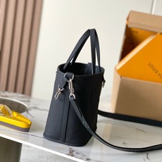 【特级MB芯片版原厂皮】 本款: Neverfull Bandouliere Inside Out BB 手袋 型号:M 【特级MB芯片版原厂皮】 本款: Neverfull Bandouliere Inside Out BB 手袋 型号:M
