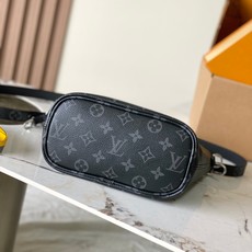 【特级MB芯片版原厂皮】 本款: Neverfull Bandouliere Inside Out BB 手袋 型号:M 【特级MB芯片版原厂皮】 本款: Neverfull Bandouliere Inside Out BB 手袋 型号:M
