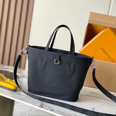 【特级MB芯片版原厂皮】 本款: Neverfull Bandouliere Inside Out BB 手袋 型号:M 【特级MB芯片版原厂皮】 本款: Neverfull Bandouliere Inside Out BB 手袋 型号:M