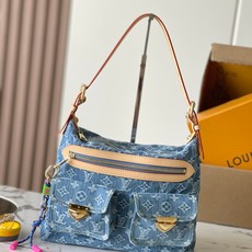 【特级MB163c芯片版原厂皮】 本款 BAGGY 手袋 型号:M27329 材料:A级全钢五金,进口原厂面料 包装:全 【特级MB163c芯片版原厂皮】 本款 BAGGY 手袋 型号:M27329 材料:A级全钢五金,进口原厂面料 包装:全