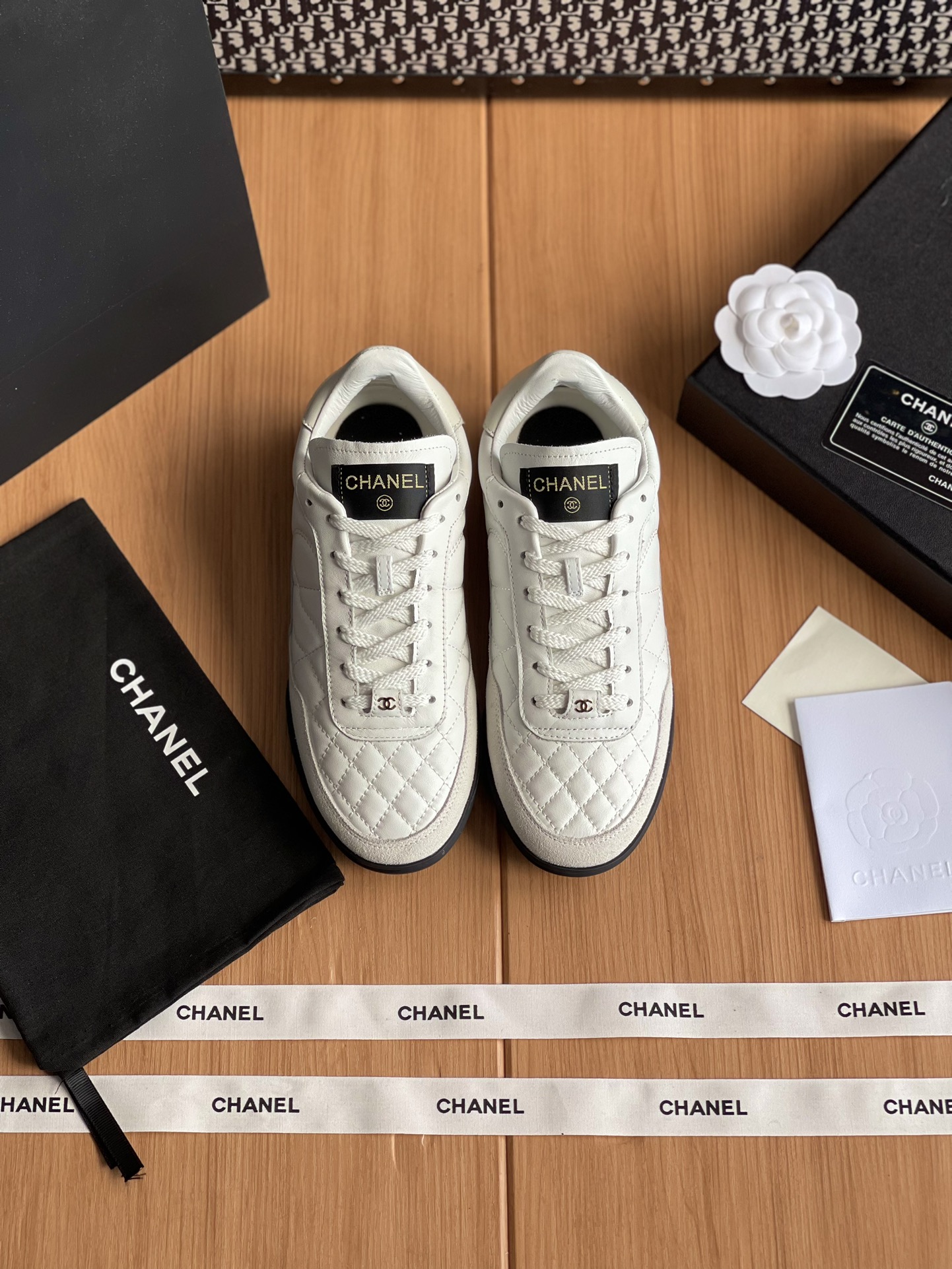 NO:174009,CHANEL Chanel's whole pair of shoes is purchased and developed by Zp, all customized materials, exclusive mold opening sole, all details are shipped together, and even the packaging is the same as the genuine one. Size: 35-40, casual shoes/sports shoes, chanel, chanel, sneakers19860909CHANEL香奈儿整双鞋子采购Zp开发打造,全部定制材料,独家开模大底,细节全部对版出货,连包装也做到跟正品一样.码数:35-40,休闲鞋/运动鞋,chanel,chanel,sneakers,Women's Shoes