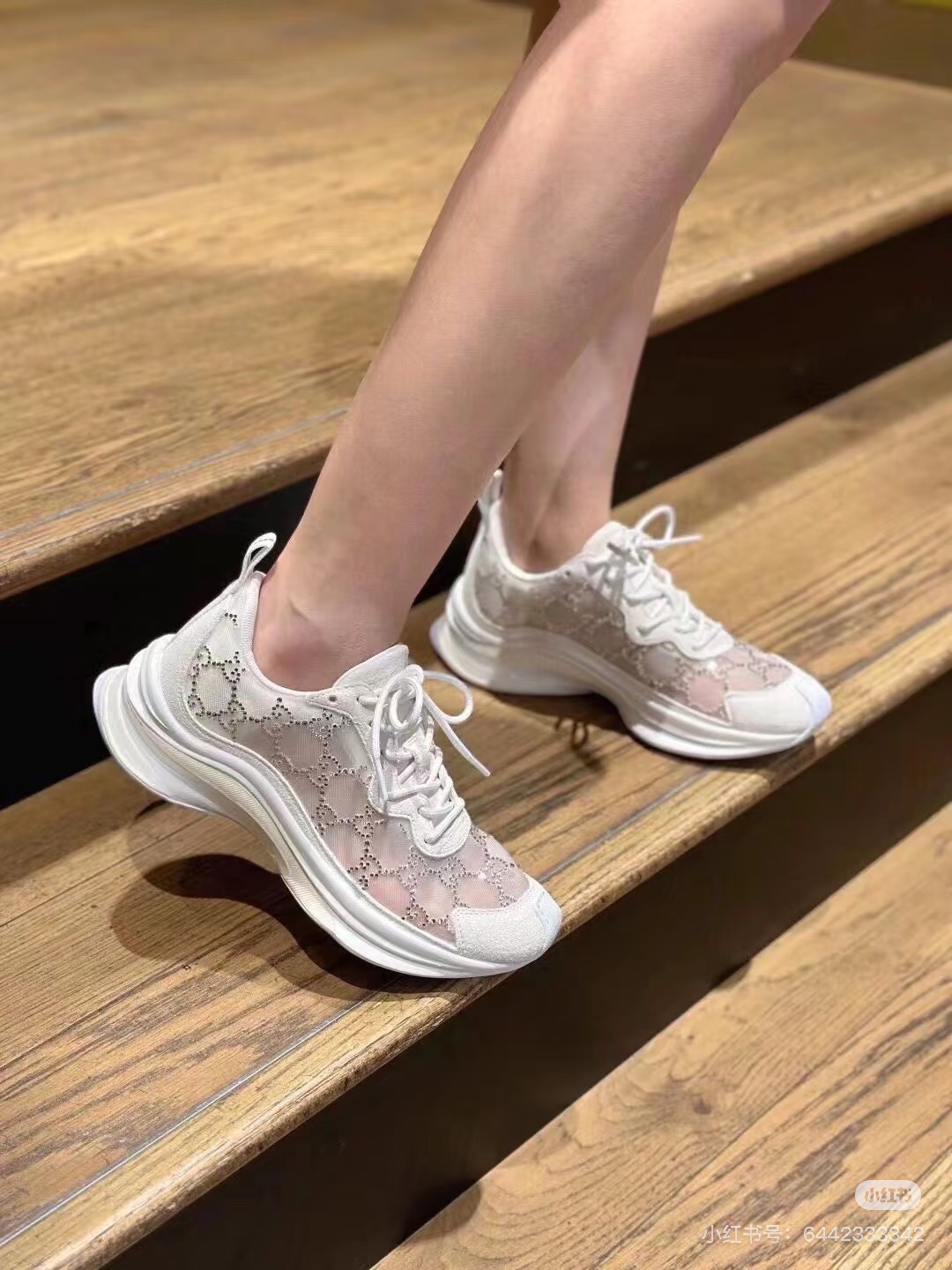 NO:235776,Model foot pictures, casual shoes/sports shoes, sneakers19860909模特上脚图,休闲鞋/运动鞋,sneakers,Women's Shoes