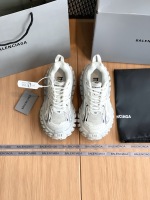 【Balenciaga】 Chaussures de pneu Balenciaga‼ ️L'ensemble de la paire de chaussures est développé et fabriqué en achetant ZP, tous les matériaux personnalisés, semelle extérieure moulée exclusive, tous les détails sont expédiés selon la version, et même l'emballage est le même que le produit d'origine. Numéro de code : 35-45 1 【Balenciaga】 Chaussures de pneu Balenciaga‼ ️L’ensemble de la paire de chaussures est développé et fabriqué en achetant ZP, tous les matériaux personnalisés, semelle extérieure moulée exclusive, tous les détails sont expédiés selon la version, et même l’emballage est le même que le produit d’origine. Numéro de code : 35-45
