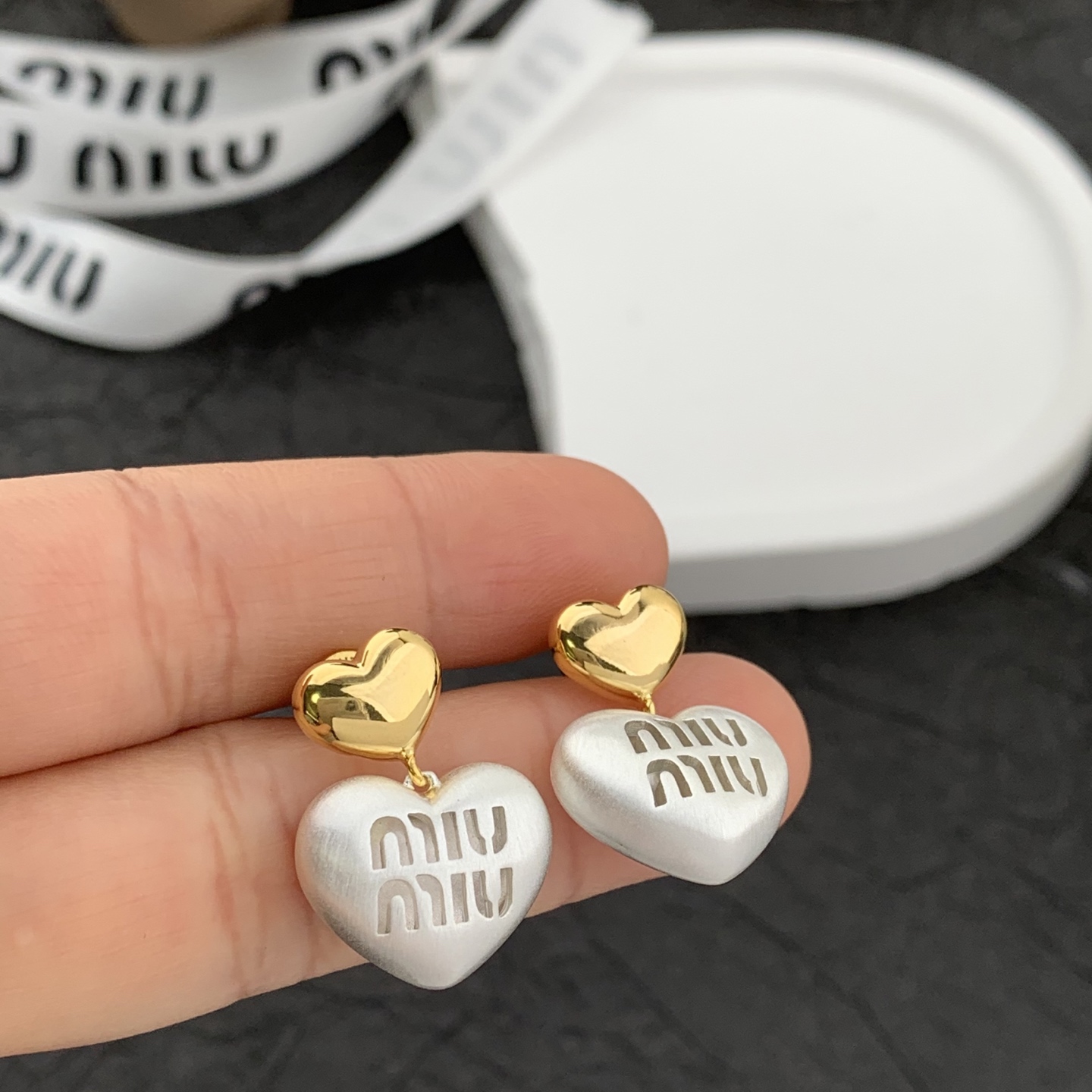 미우미우 귀걸이 61160 Miu Miu Earrings