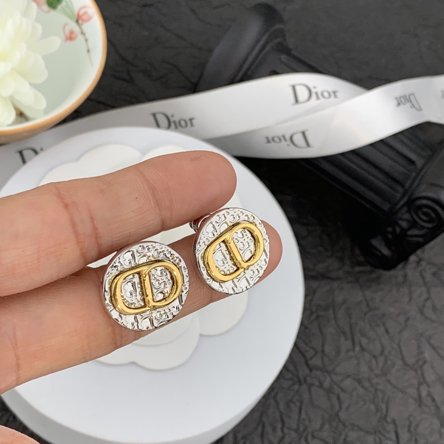 디올 귀걸이 133773 Dior Earrings 썸네일 이미지