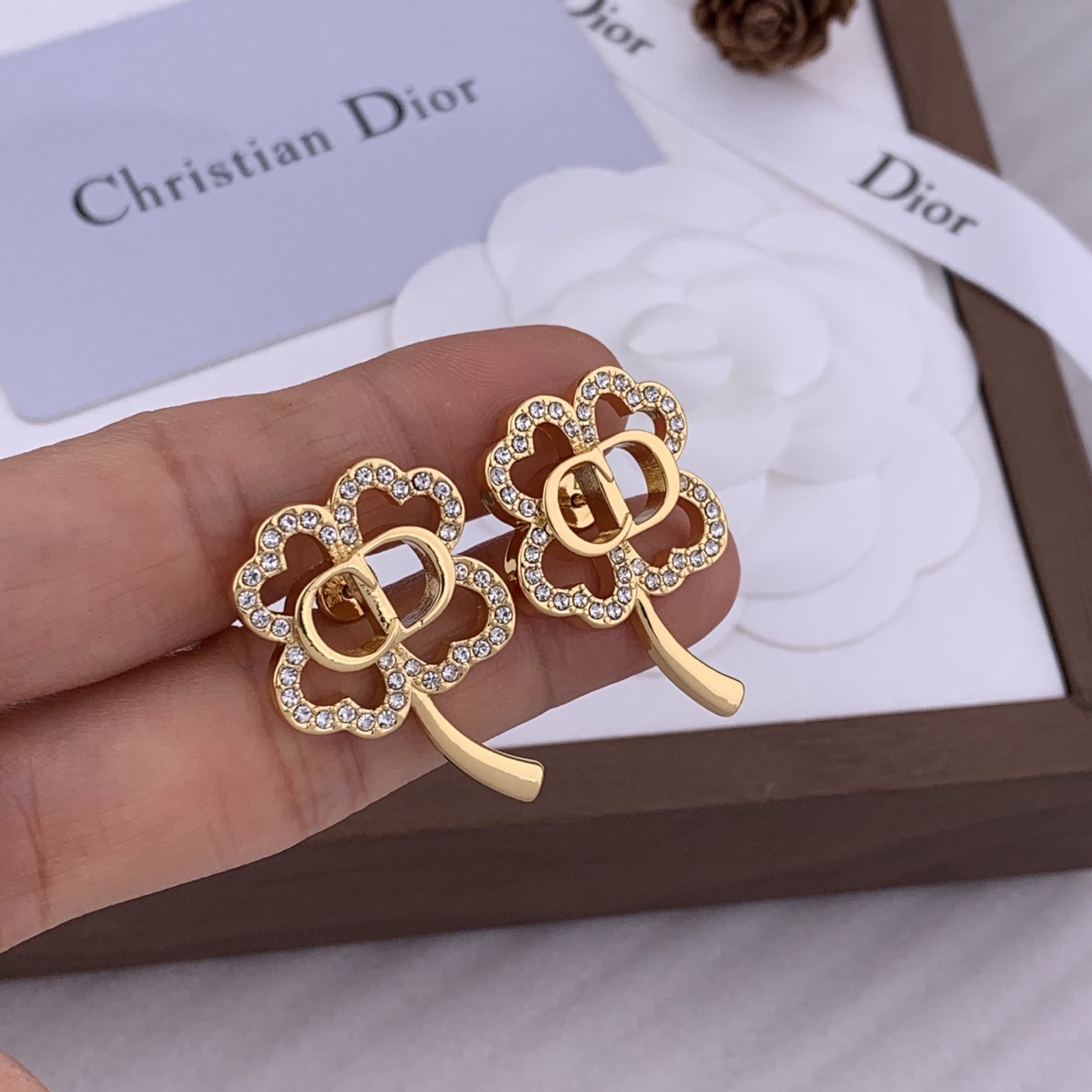 디올 귀걸이 133550 Dior Earrings 썸네일 이미지