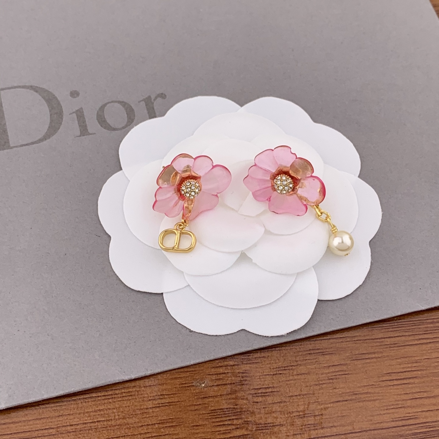 디올 귀걸이 133547 Dior Earrings 썸네일 이미지