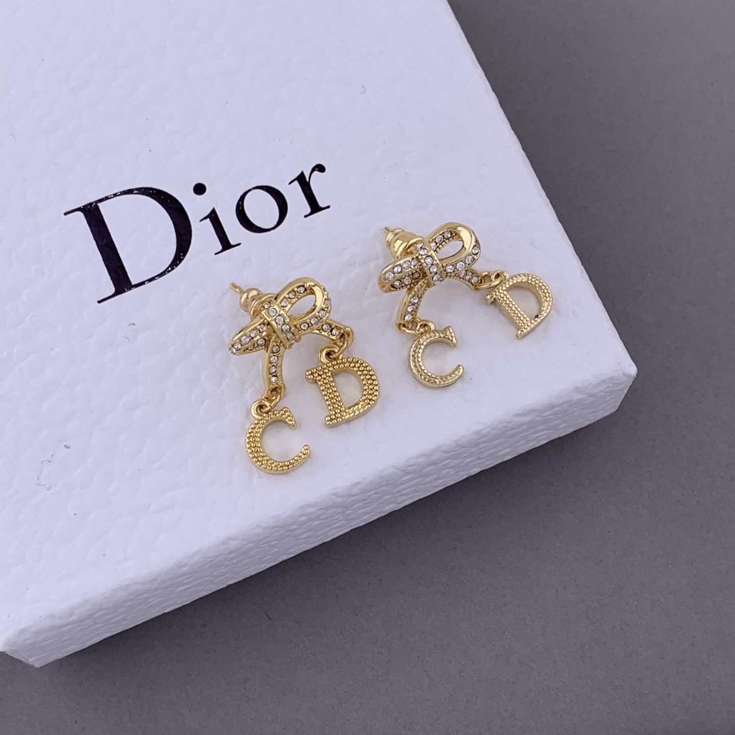 디올 귀걸이 124999 Dior Earrings