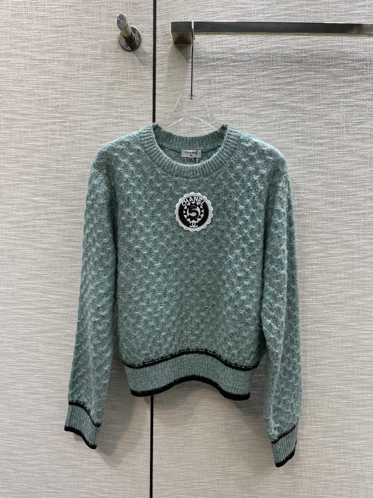 Chanel Clothing Knit Sweater Cashmere Knitting Fall/Winter Collection