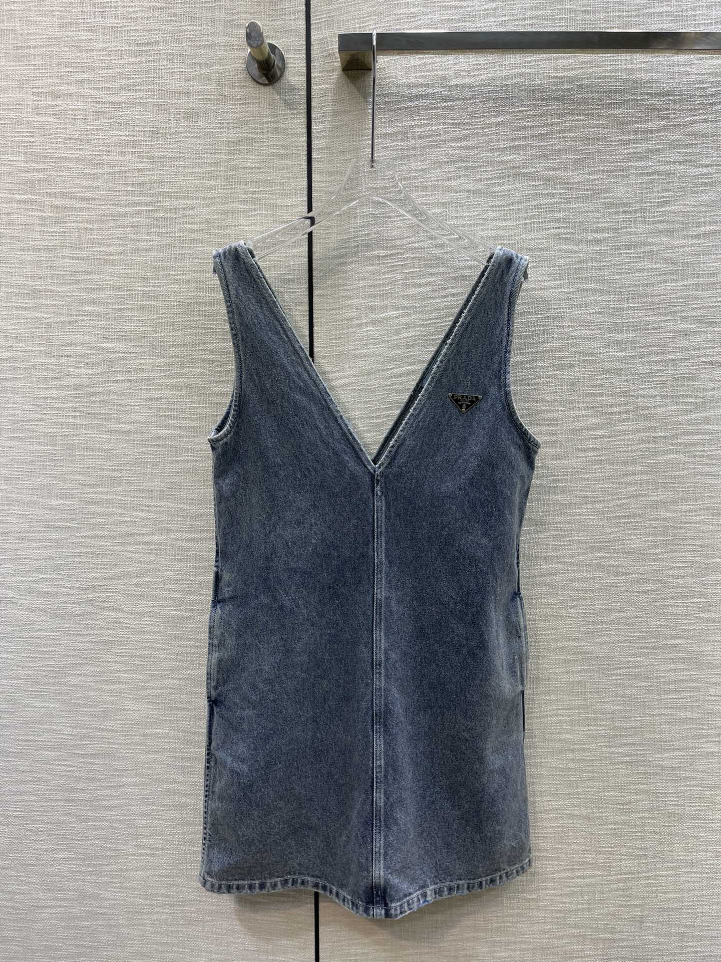 Clothing Dresses Waistcoats Gold Hardware Denim Fall/Winter Collection