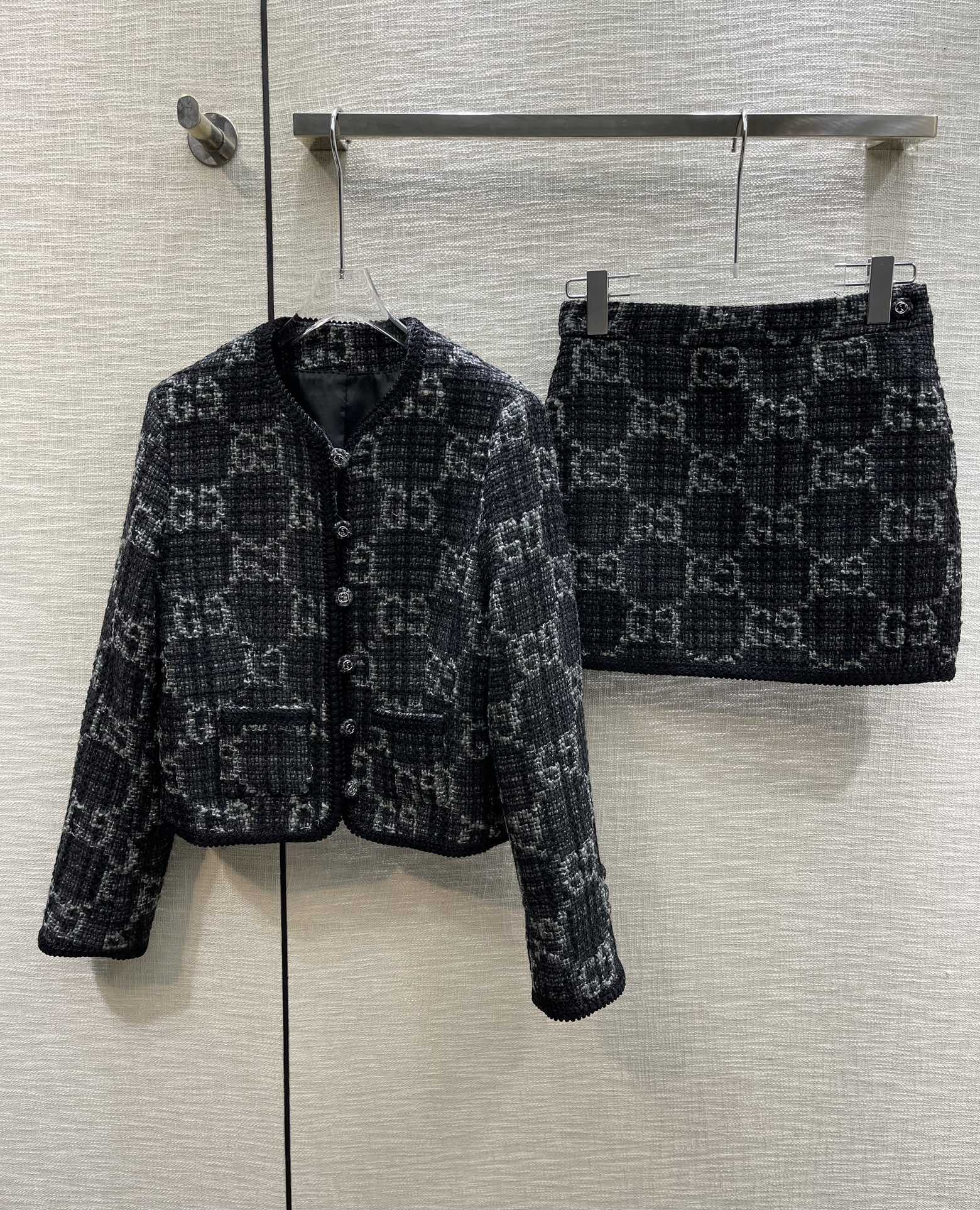Replica AAA+ projektant
 Gucci Odzież Płaszcze & kurtki Spódnice Czarny Wełna Wiosenna kolekcja