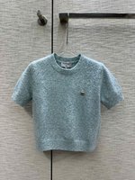 Where could you find a great quality designer
 Chanel Clothing T-Shirt Knitting Spring Collection Short Sleeve