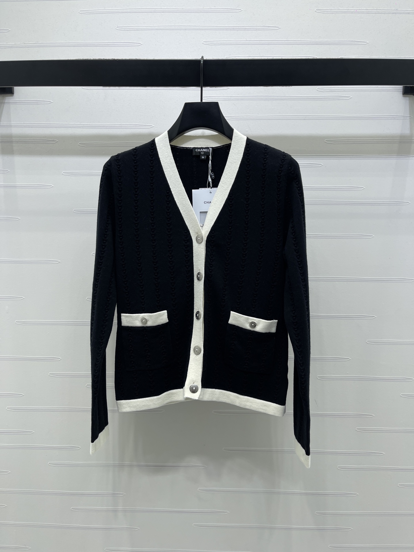 Chanel Women ​ CHANE* 2026 ！ V ！ V + ， ， 。 ， ， ， ！3 ！S-M-L3 ！