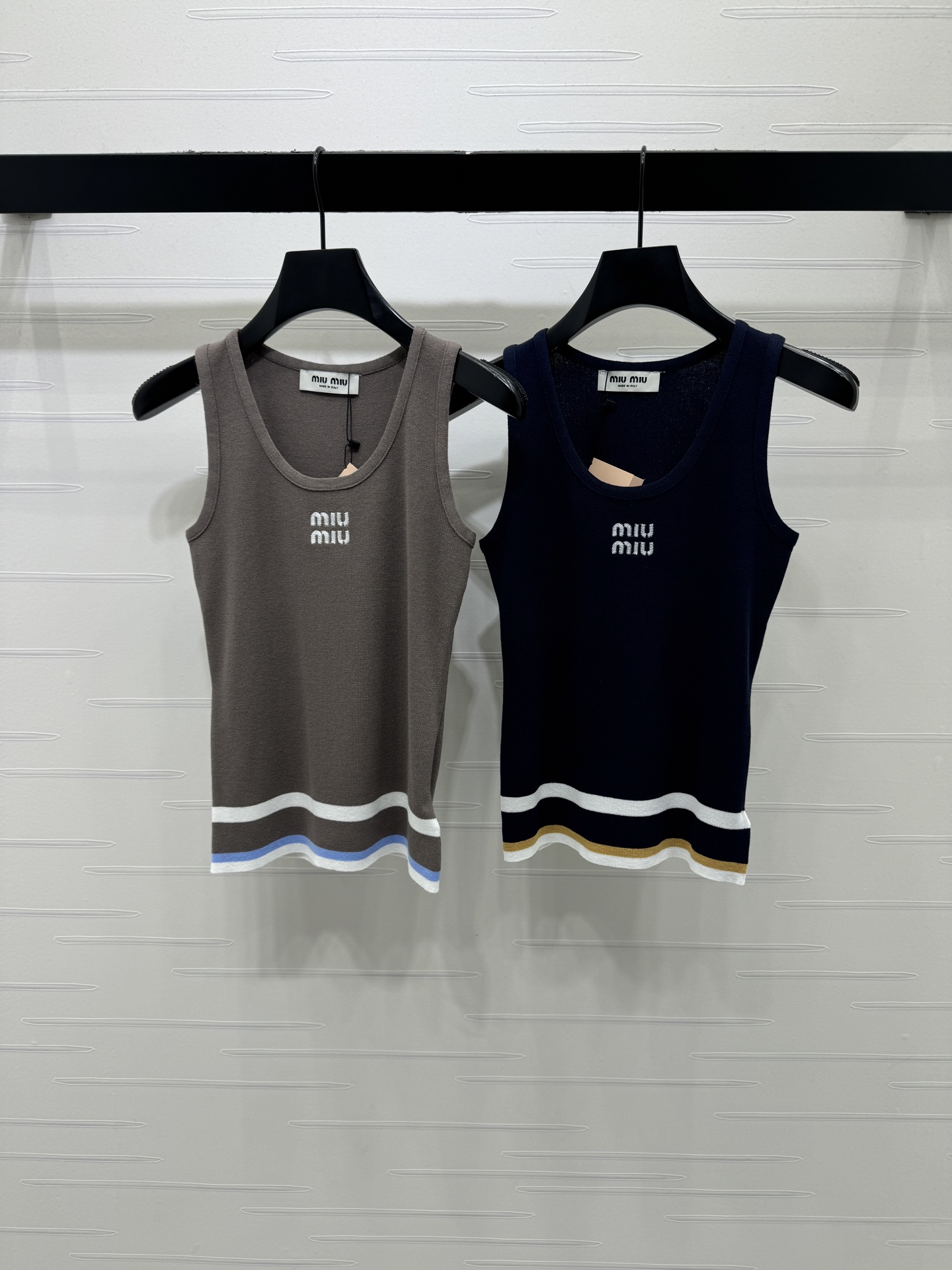 미우미우 여성 반팔 101752 Miu Miu T Shirt
