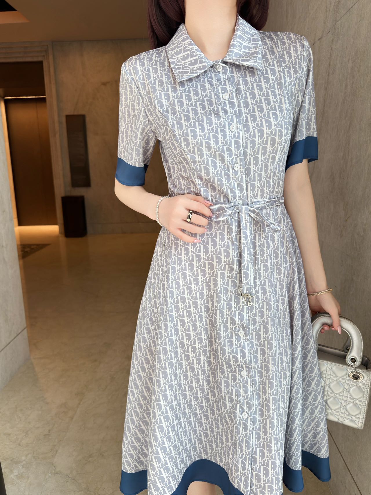 NO:877992,Upper body picture,,19860909上身图,,,Women's clothing