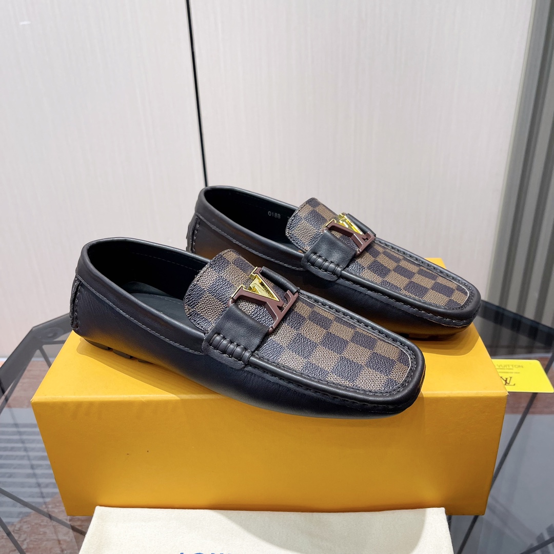 NO:350036,(Niuli) (Hermes Doudou shoes) Exclusive new model Official website new model Top imported cowhide with original material with delicate feel and luxurious texture Tailored for exquisite men Creating noble aura Detailed and smooth lines Cowhide inner lining . Size 38-44, 45 Customized outdoor veteran driver driving shoes, hermes, cowhide19860909（牛里）（爱马仕豆豆鞋）独家新款 官网新款 鞋面以上乘的顶级进口牛皮配原版材料,细腻的手感 流淌奢华的质感 为精致男士量身制作 铸就高贵气场 细致、流畅的线条 牛皮内里 .码数38-44、45定做 户外老司机驾车鞋,,hermes,cowhide,Men's shoes