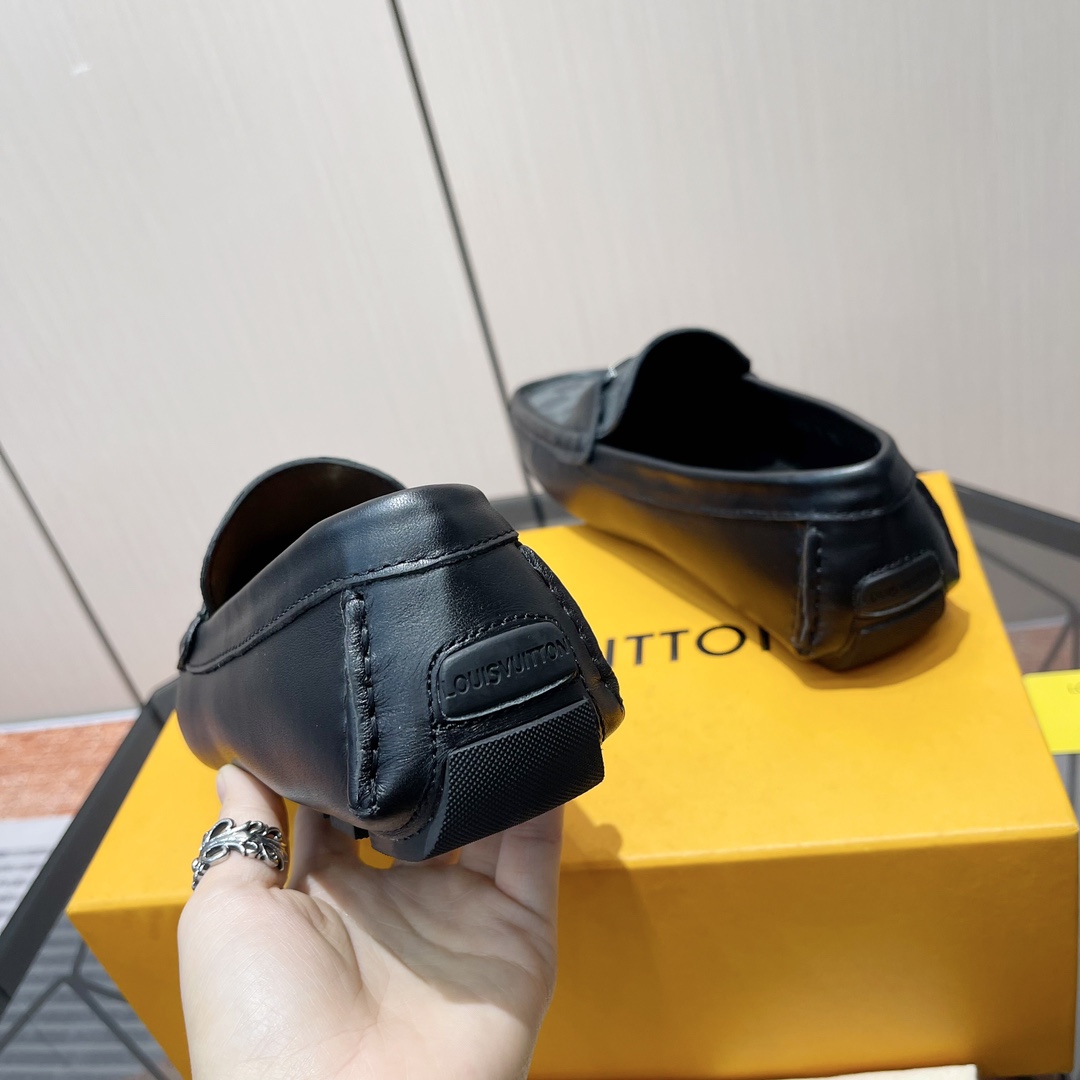 LV Style Leather Men's Shoes style reference detail image 8 from source 780784