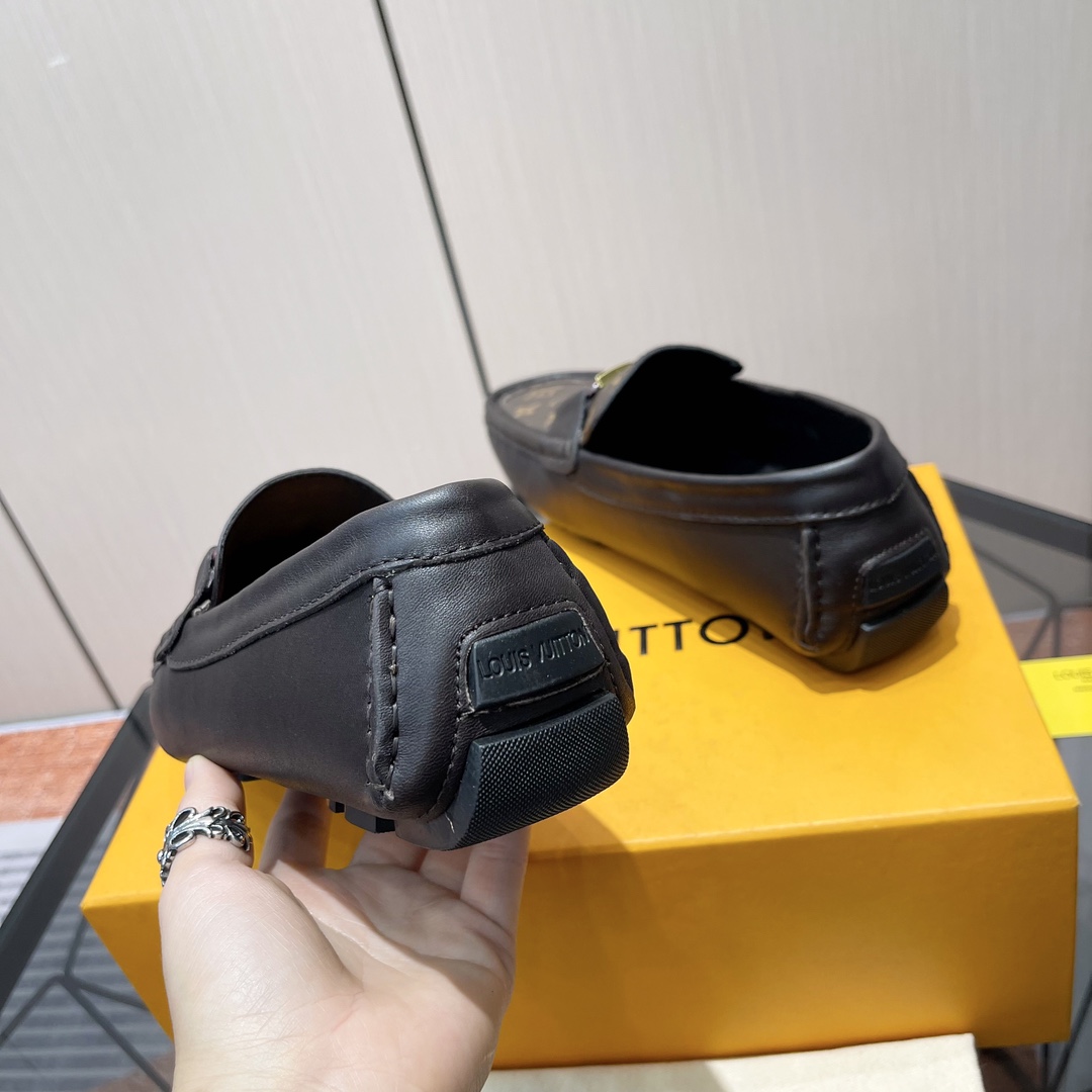 LV Style Leather Men's Shoes style reference detail image 8 from source 780783