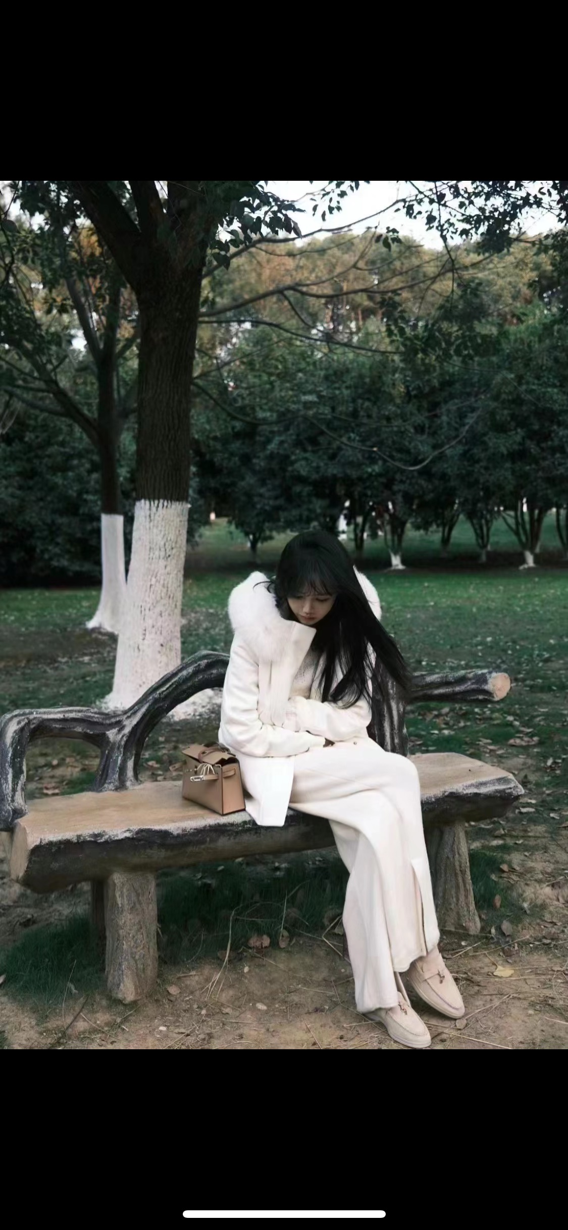 NO:253408,Sand and stone color, super hot product!  Many celebrities wear it, must-have!  L suede flat metal hanging loafers, loafers, loro piana, loafers, chamois leather19860909沙石色,超级爆款！超多明星穿,必入！ L麂皮平底金属吊扣乐福鞋,乐福鞋,loro piana,loafers,chamois leather,Women's Shoes