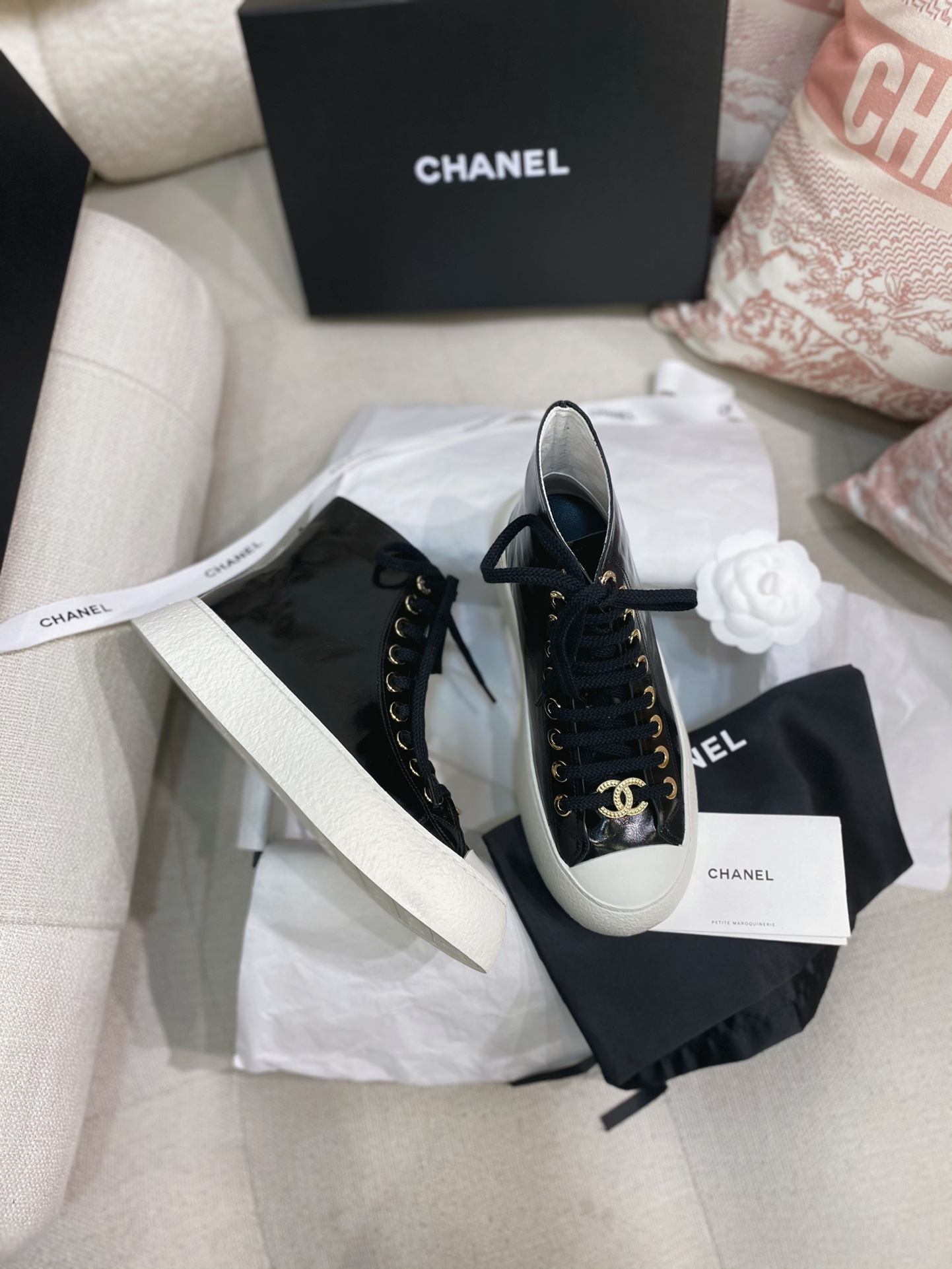 Réplique bon marché de luxe
 Chanel Aaaaa +
 Chaussures De Sport Chaussures Décontractées Noir Huile cire cuir Hauts hauts