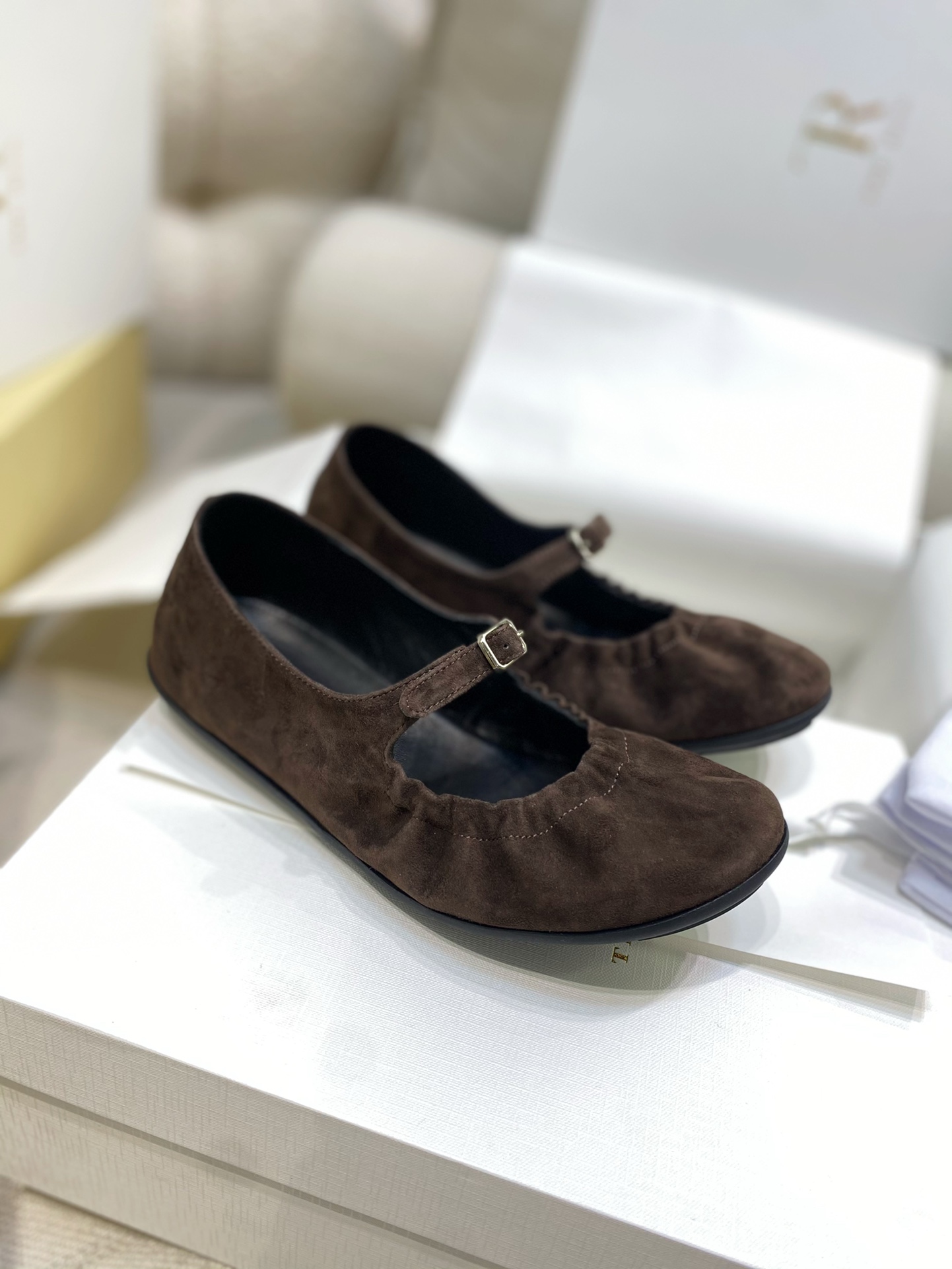 The Row Scarpe Monostrato Cuoio genuino Gomma Pelle di pecora Collezione Primavera/Estate Fashion Casual 1 The Row Scarpe Monostrato Cuoio genuino Gomma Pelle di pecora Collezione Primavera/Estate Fashion Casual