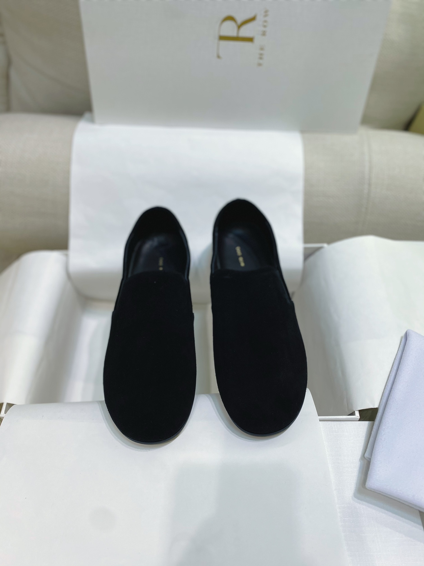 The Row Scarpe Loafer Scarpe Monostrato Replica AAA+ Stampa Gomma Pelle di pecora Collezione Primavera/Estate Vintage 1 The Row Scarpe Loafer Scarpe Monostrato Replica AAA+
Stampa Gomma Pelle di pecora Collezione Primavera/Estate Vintage