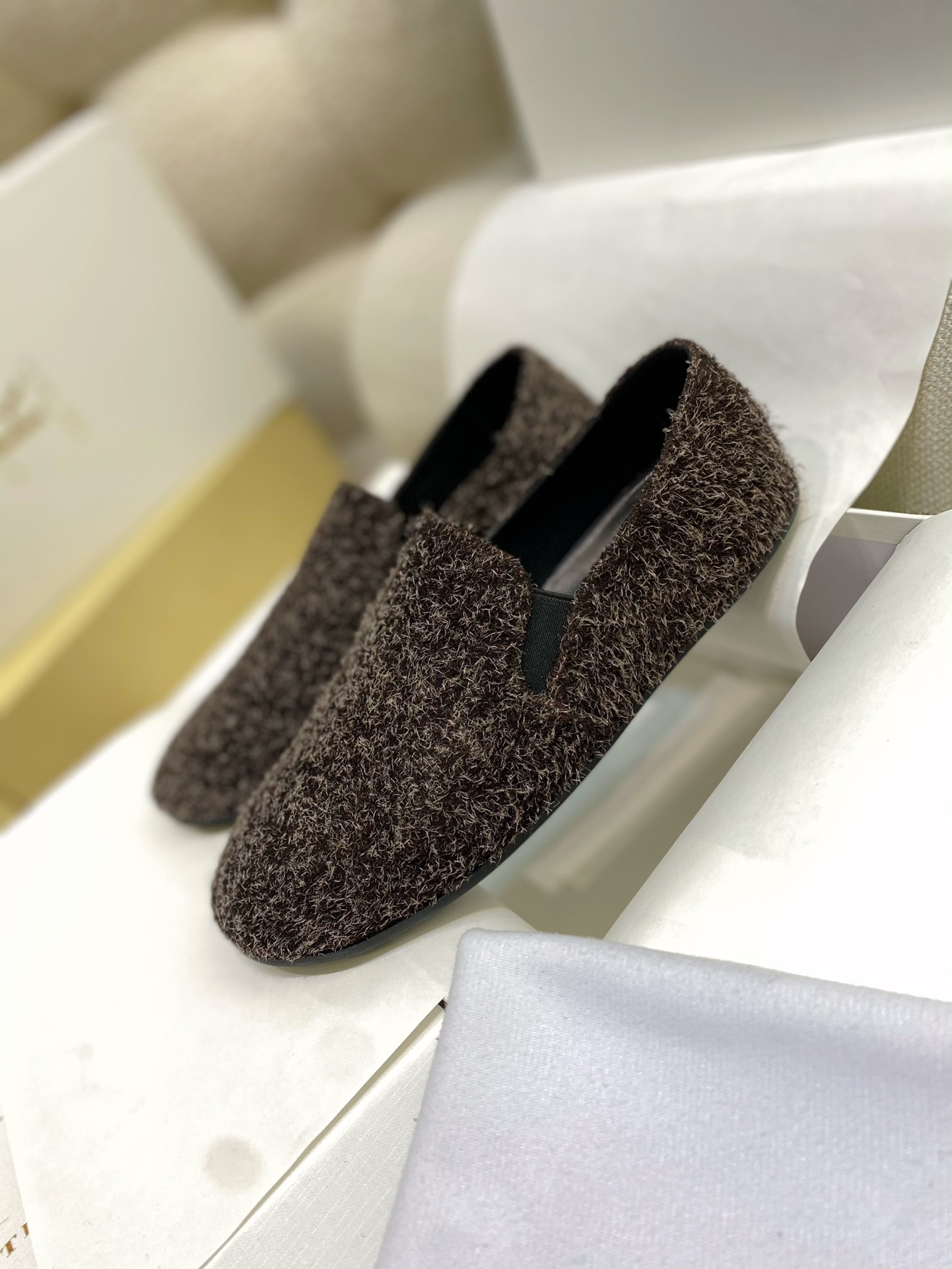 The Row Scarpe Loafer Scarpe Monostrato Stampa Gomma Pelle di pecora Collezione Primavera/Estate Vintage 9 i1735733701 9004 5
