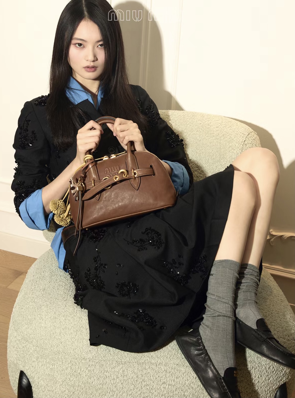 NO:232872,Magazine cover, big fire!  Looking for free creativity, unexpected style, exquisite texture, brilliant holidays, self-taught focus., loafers, loafers19860909杂志封面,大火！ 寻觅自由创意,风格出其不意,精巧质感闪烁假日异彩,自成瞩目焦点.,乐福鞋,loafers,Women's Shoes