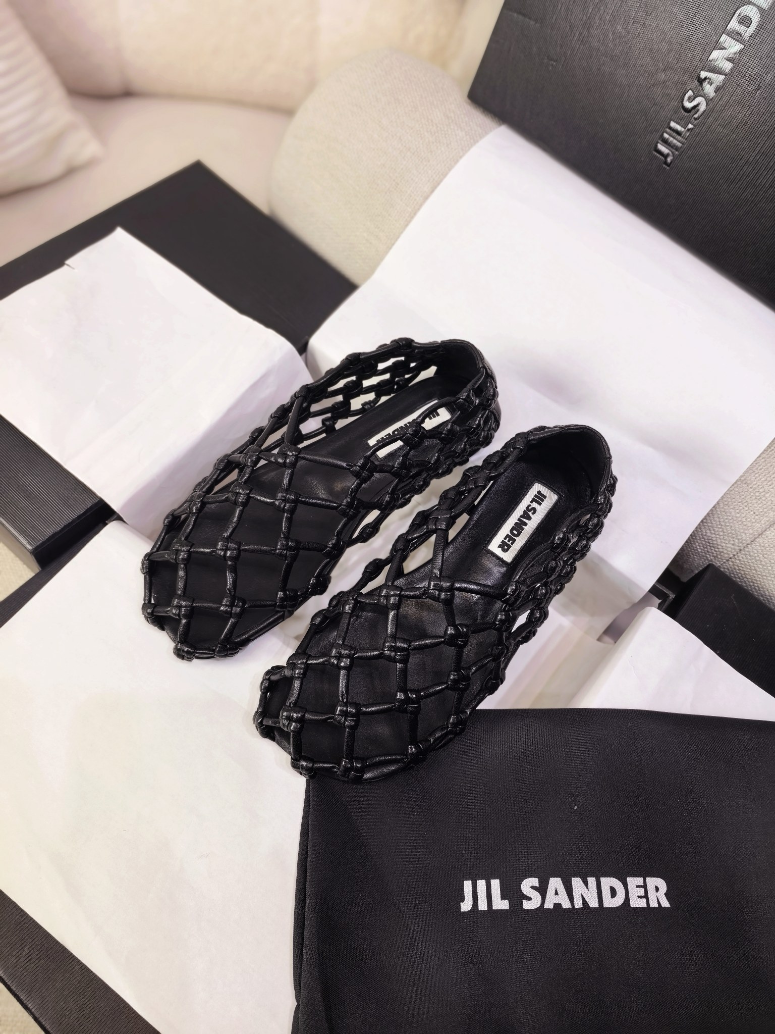 New Jil Sander Shoes: Top-Class Original with Intricate Details and High-Quality Materials - 图片 4