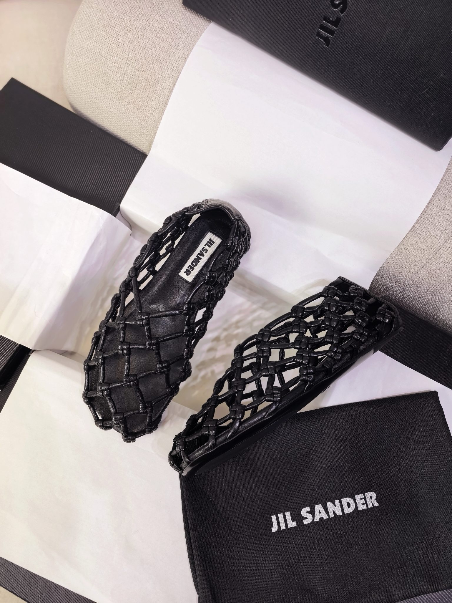 New Jil Sander Shoes: Top-Class Original with Intricate Details and High-Quality Materials - 图片 2
