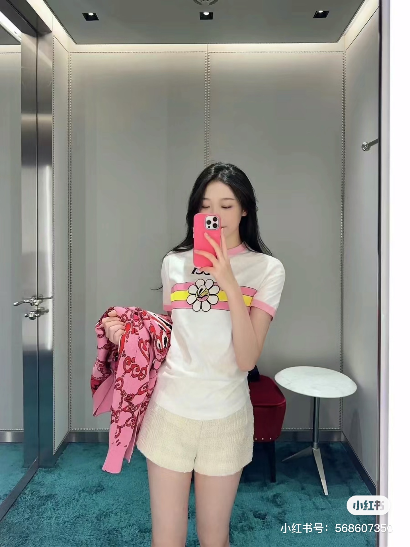 GG太阳花T恤，原板开发\n白色，粉色S M L现货发售????????????