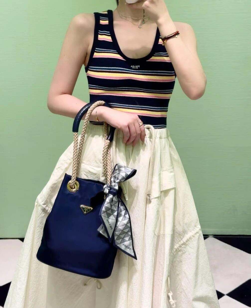 NO:384168,The knot design is so beautiful~ Prada, prada19860909绳结设计也太好看啦～,普拉达,prada,Bag